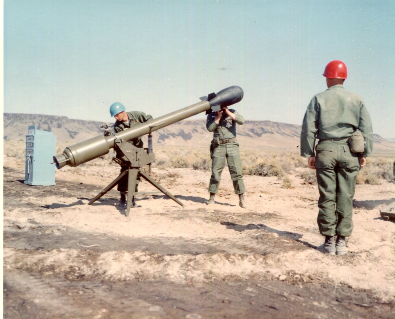 The US Army's M28 & M29 Davy Crockett recoilless rifle delivered a nuclear warhead